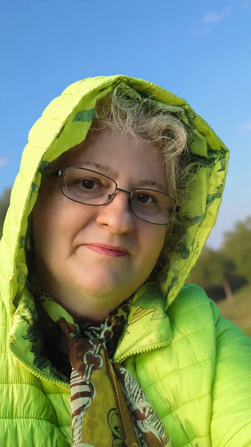 StellaGhe Profile Picture