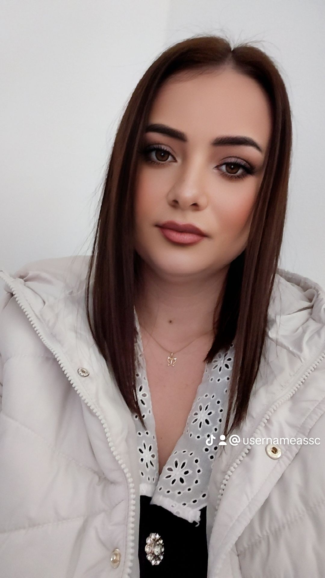 Adrianaaa1 Profile Picture