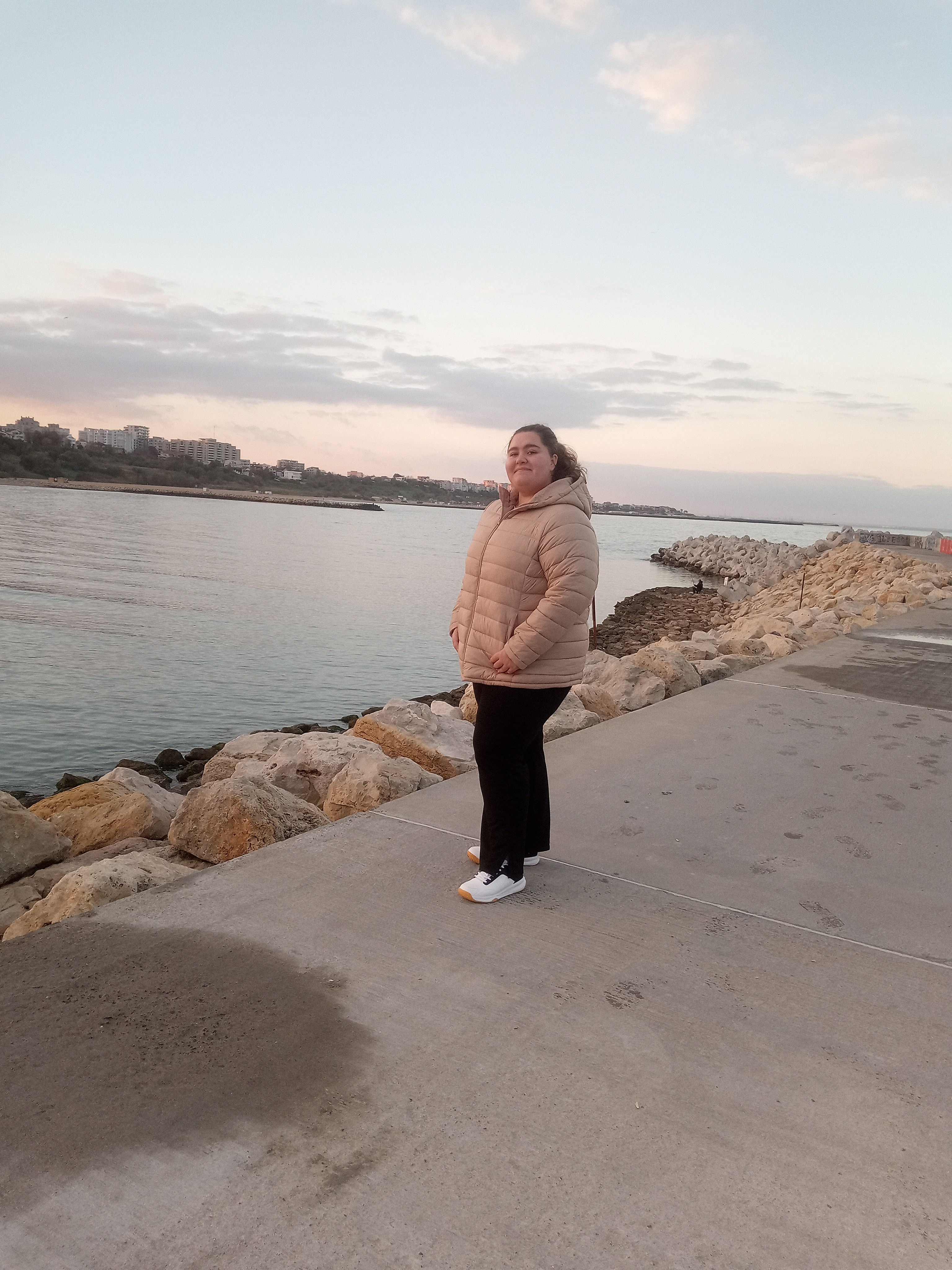 Mirela43 Profile Picture