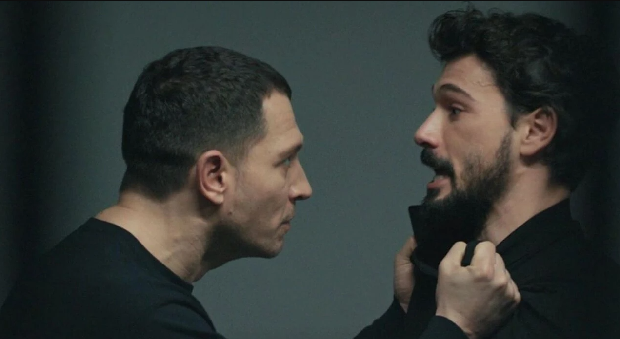 Urmărește Subteran – Episodul 10 subtitrat în română